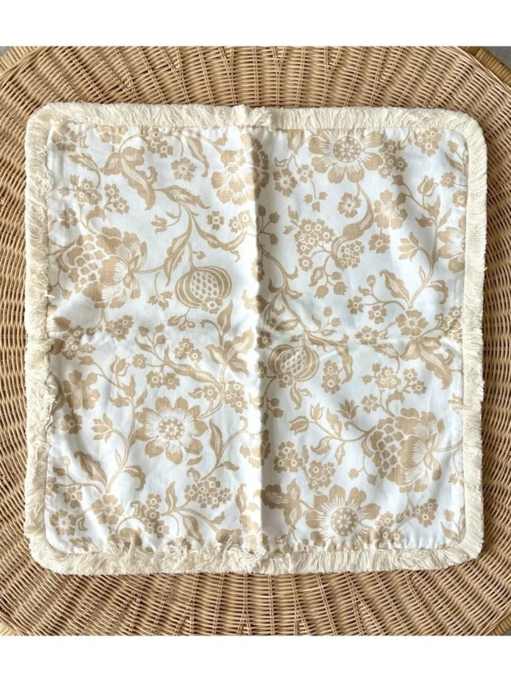 Serena & Lily Claremont Linen Pillow Cover (SAMPLE/NO TAGS)(24”SQ)-Wheat Brown
